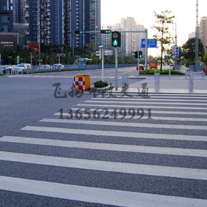 說一說蘇州道路劃線劃分為哪些？對應(yīng)表示什么？