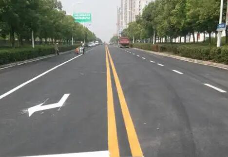 蘇州道路劃線的材料怎么樣選擇好的？