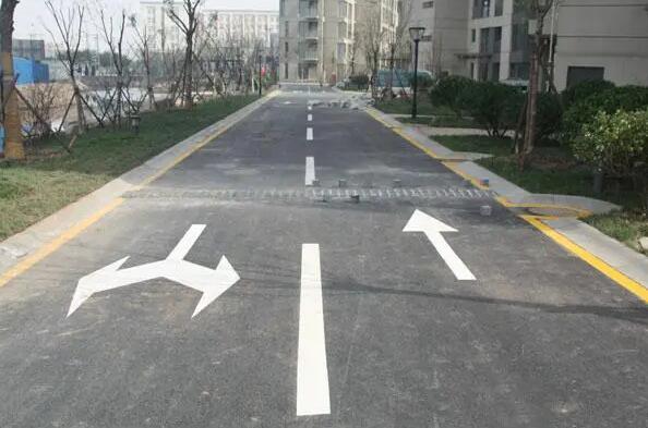 蘇州道路劃線一般什么樣的單位能做，馬路上劃線是哪個部門？