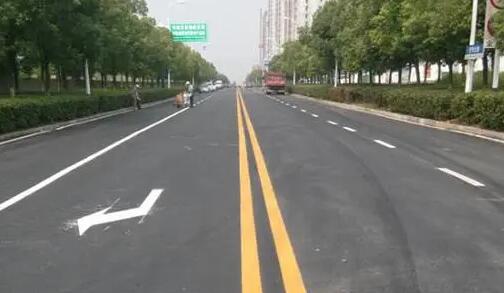 道路劃線的標(biāo)準(zhǔn)尺寸，道路劃線的寬度是多少？